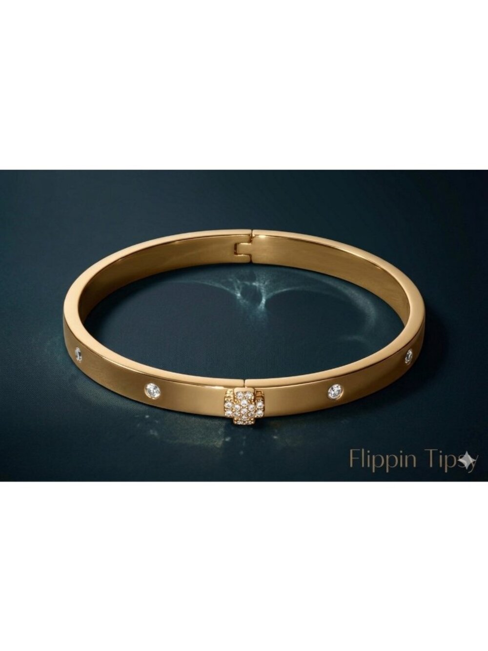 NEW!  Beautiful Tory Burch Kira Gold Bangle with Crystal Accents   10168